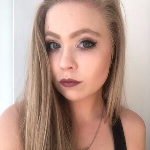 Meet your Posher, Veronica